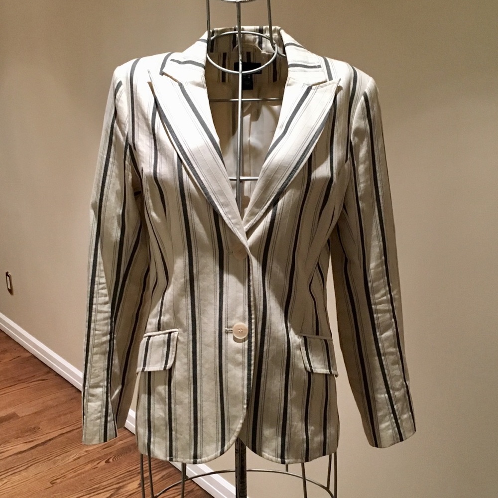 H & M two button blazer